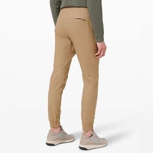 Lululemon ABC Jogger 30" *Earth Dye
Earth Color Sand